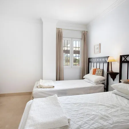 La Gavia Side 2 Bedroom - San Pedro Apartment *