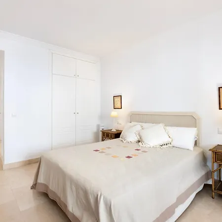 La Gavia Side 2 Bedroom - San Pedro Daire