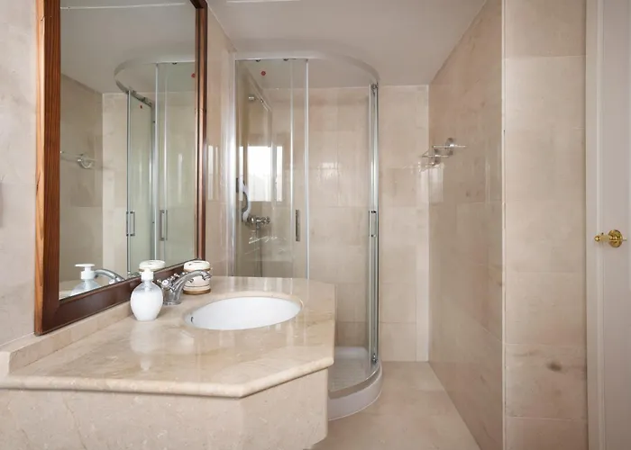 La Gavia Side 2 Bedroom - San Pedro شقة ماربيا